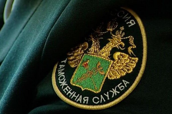 Крымский таможенник не оценил «благодарность» украинца. Вместо «спасибо» заведено уголовное дело