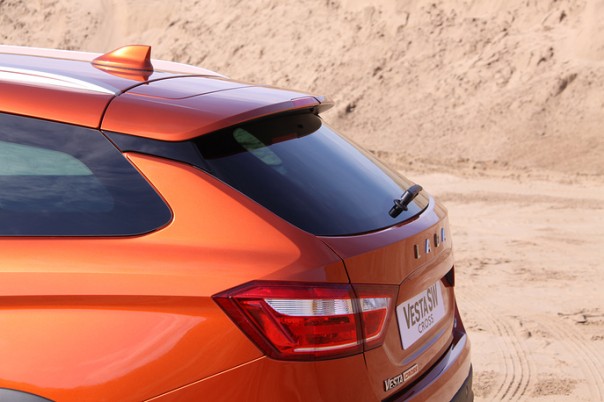 "АвтоВАЗ" представил дизайн новых Lada Vesta SW Cross и Lada Vesta SW "АвтоВАЗ" представил дизайн новых Lada Vesta SW Cross и Lada Vesta SW