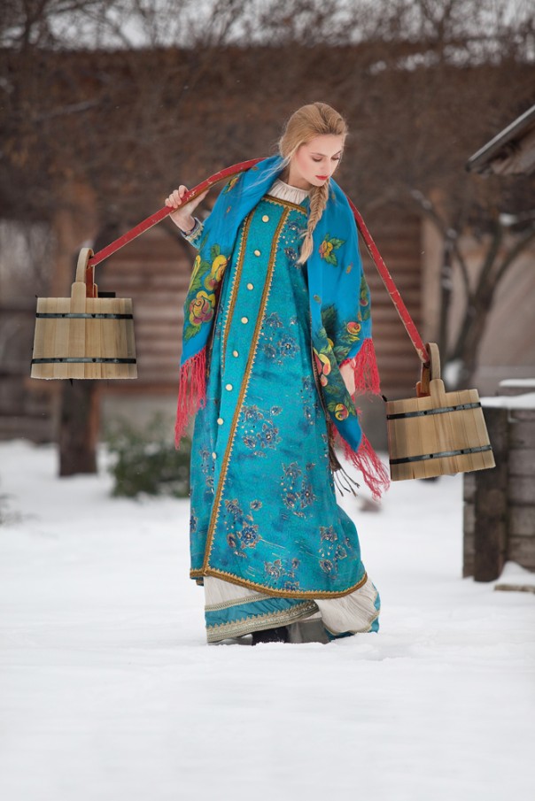 Кто же на женщин брюки надел? 33+