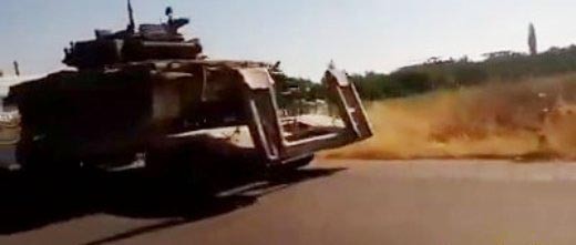 В Сирии уральские Т-72Б3 готовы намотать террористов на траки В Сирии уральские Т-72Б3 готовы намотать террористов на траки