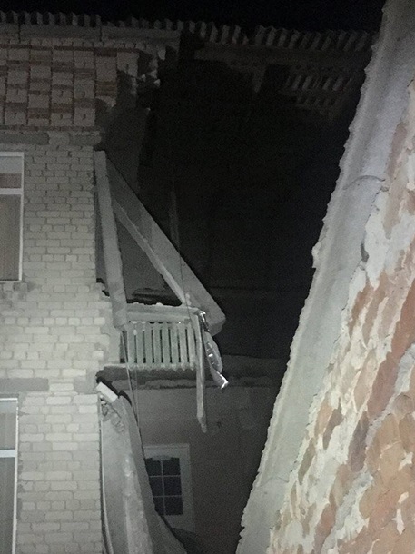 В Николаевской области рухнула часть школы В Николаевской области рухнула часть школы