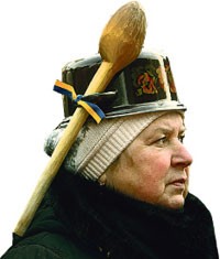 Плюс украинизация всей страны