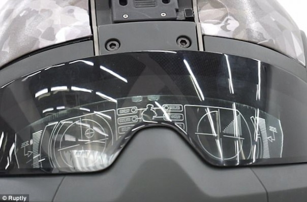 Солдаты будущего: в Москве показали новейшую экипировку для военных