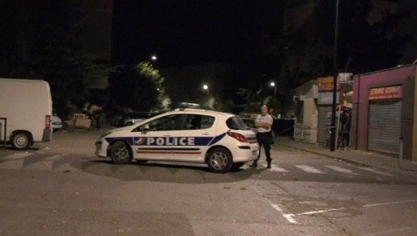 Во французском Авиньоне неизвестные открыли огонь по посетителям мечети