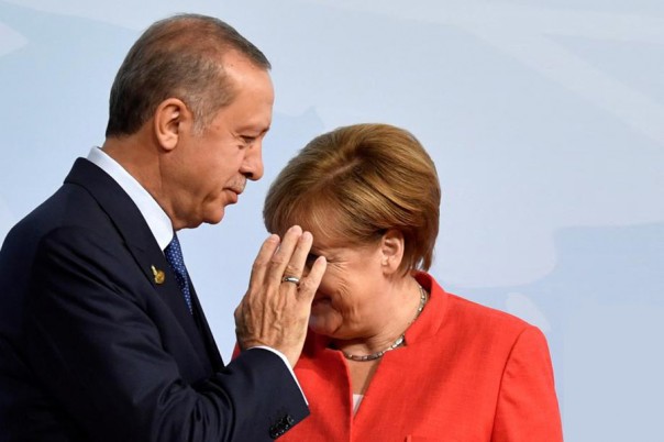 О Темнейшем, который смеётся последним: 10 причин О Темнейшем, который смеётся последним: 10 причин