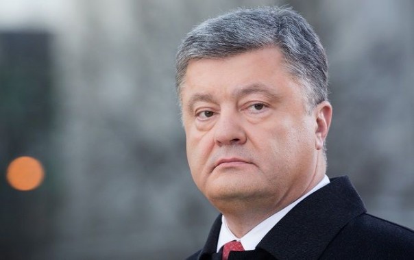 Из Порошенко «льется» горячий кипяток