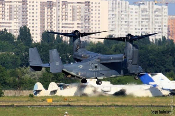 На Украину впервые прилетели конвертопланы США