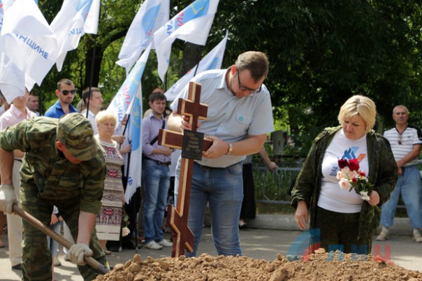 Сводка от НМ ЛНР 14 июля 2017. Укрофашисты за неделю выпустили по территории ЛНР более 500 боеприпасов, за сутки 4 раза нарушили "режим тишины"