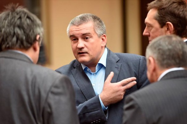 Сергей Аксенов «разносит» крымских чиновников
