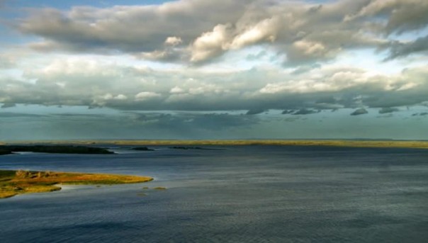 Течёт река Волга...