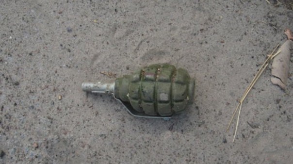 МВД ЛНР: Киевские силовики в Сватово меняют «лимонки» на водку и наркотики