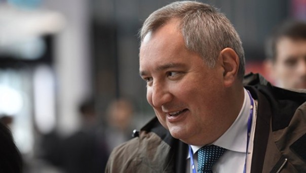 Рогозин сочинил стихотворение о чиновниках, не пустивших его в Молдавию