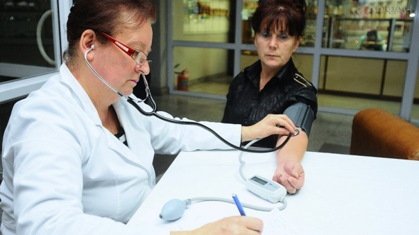 Смертельное безденежье: врачи на Украине вынуждены отправлять пациентов «домой, умирать»