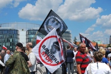 В Польше накануне годовщины Волынской резни призвали не давать жизни бандеровцам