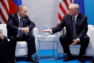 Как Трамп ходил здороваться с женой