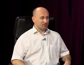 Николай Стариков с гуманитарной миссией в Донбассе. Что происходит в Донбассе? Точка Зрения. 15.08.17