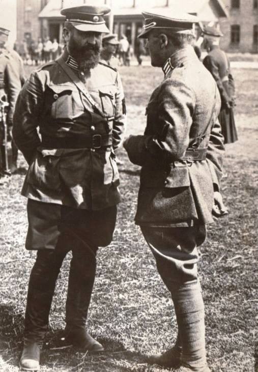 Польская ностальгия по землям Украины. Зачем Порошенко подыгрывает Варшаве?