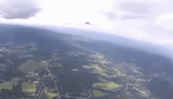 Этот полёт на парашюте он запомнит надолго (видео)