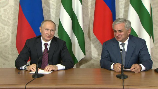 Заявление Путина и Хаджимбы по итогам российско-абхазских переговоров. Путин призвал Абхазию обеспечить безопасность российских туристов