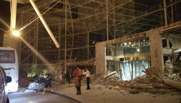 После землетрясения в Китае частично обрушился горный отель