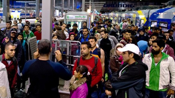 Мигранты «атакуют»: Австрия не справляется с желающими пожить в Европе