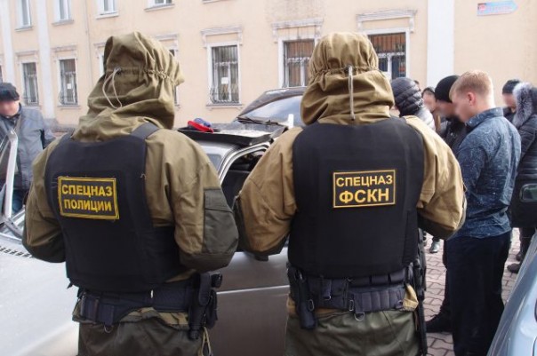 Украинская контрабанда: на границе с Крымом изъяли полкилограмма наркотических веществ