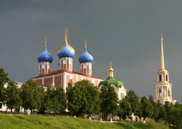 Есенин космический. Александр Проханов