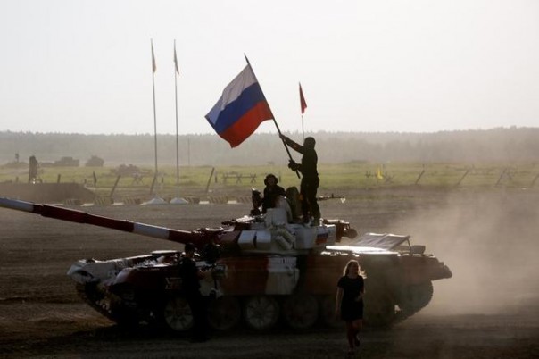 Танковому биатлону посвящается