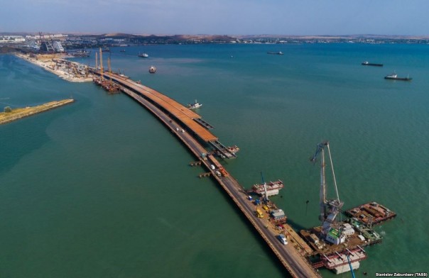 Правительство Украины призывает NASA отслеживать строительство моста в Крыму