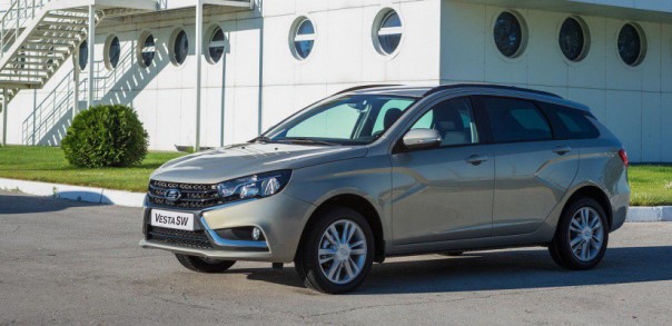 В Сеть попали фото нового дизайна Lada Vesta SW Cross в цвете «Карфаген»