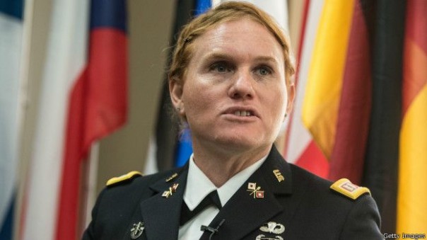 Армия без «женщин»: Трамп запретил принимать на службу трансгендеров.