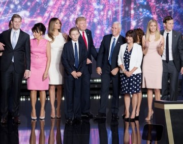 Семья Трампа за семь месяцев "опустошила" годовой фонд оплаты труда Секретной службы