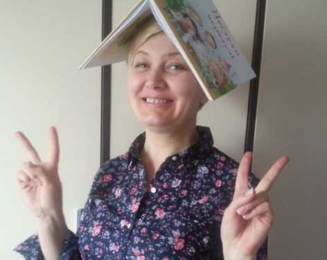 Ницой возмущена: снова этот русский язык!