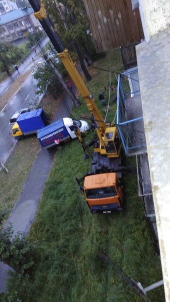 Романтики, ДБ! Таксист хотел сделать романтичное предложение и уронил кольцо за 200 тыс. в реку | "Газель" для любимой на пятый этаж