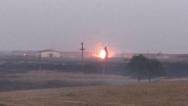 Появилось видео горящих складов укрофашистов под Мариуполем