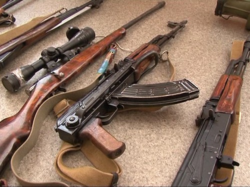 Подарки из «зоны АТО»: полиция назвала количество нелегального оружия