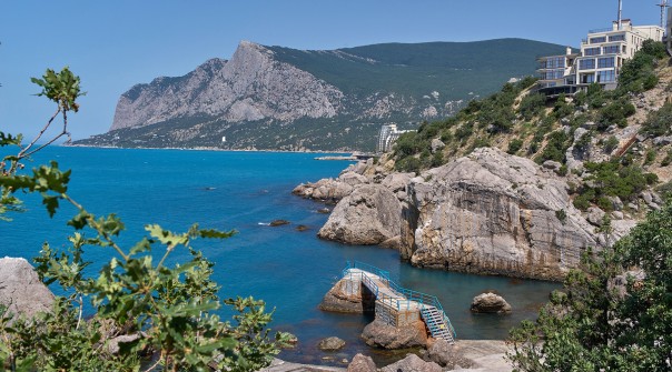 В Крыму ответили Меркель, сравнившей полуостров и Украину с разделённой Германией