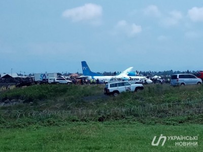 Приземление россиян на базе украинских военных: фото с места инцидента