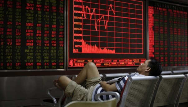 Биткойн начал стремительно дешеветь