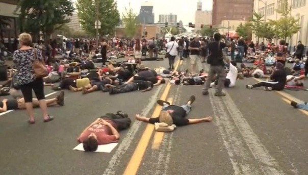 Беспорядки в Сент-Луисе продолжаются третий день. Число задержанных возросло до 80