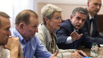 Сверхнаглость: Украина требует у ДНР вернуть Дебальцево, а у России — отменить признание документов Республик