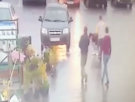 В Новой Москве клиент заколол парикмахера шампуром из-за неудачной стрижки (Видео)