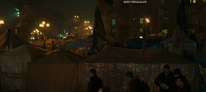 Майдан - дешевая декорация, а рыцари гидности - халявная массовка.