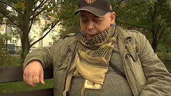 Укрофашисты показали чем их на самом деле кормят, и в каких условиях они живут