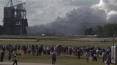 NASA провело огневые испытания нового двигателя для сверхтяжёлой ракеты SLS