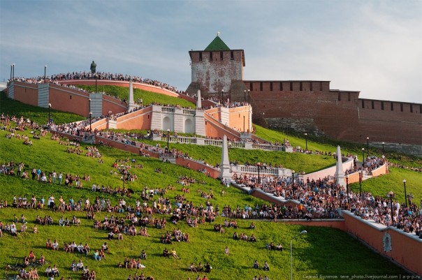 Источник сообщил об эвакуации кремля и школ Нижнего Новгорода