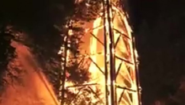 Башня Гете сгорела во Франкфурте-на-Майне