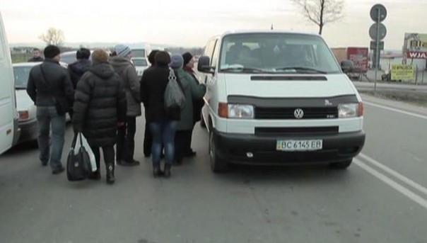 Польша отказалась принимать беженцев из-за наплыва украинцев