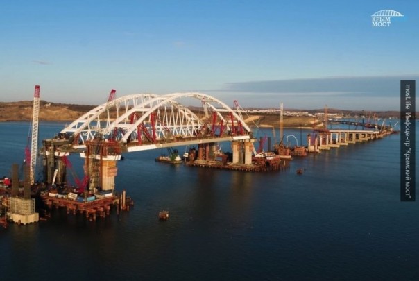 Вопреки всему: украинские эксперты рассказали, почему Керченский мост способен выдержать любую напасть