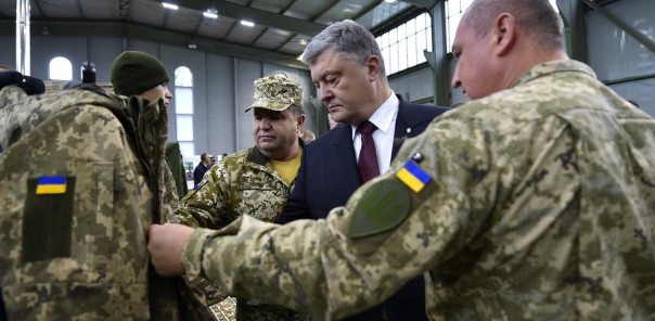 Волкер едет в Киев за уступками по Донбассу